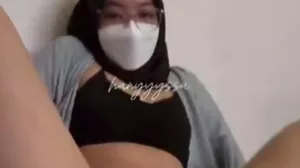 Susah Nahan Sange